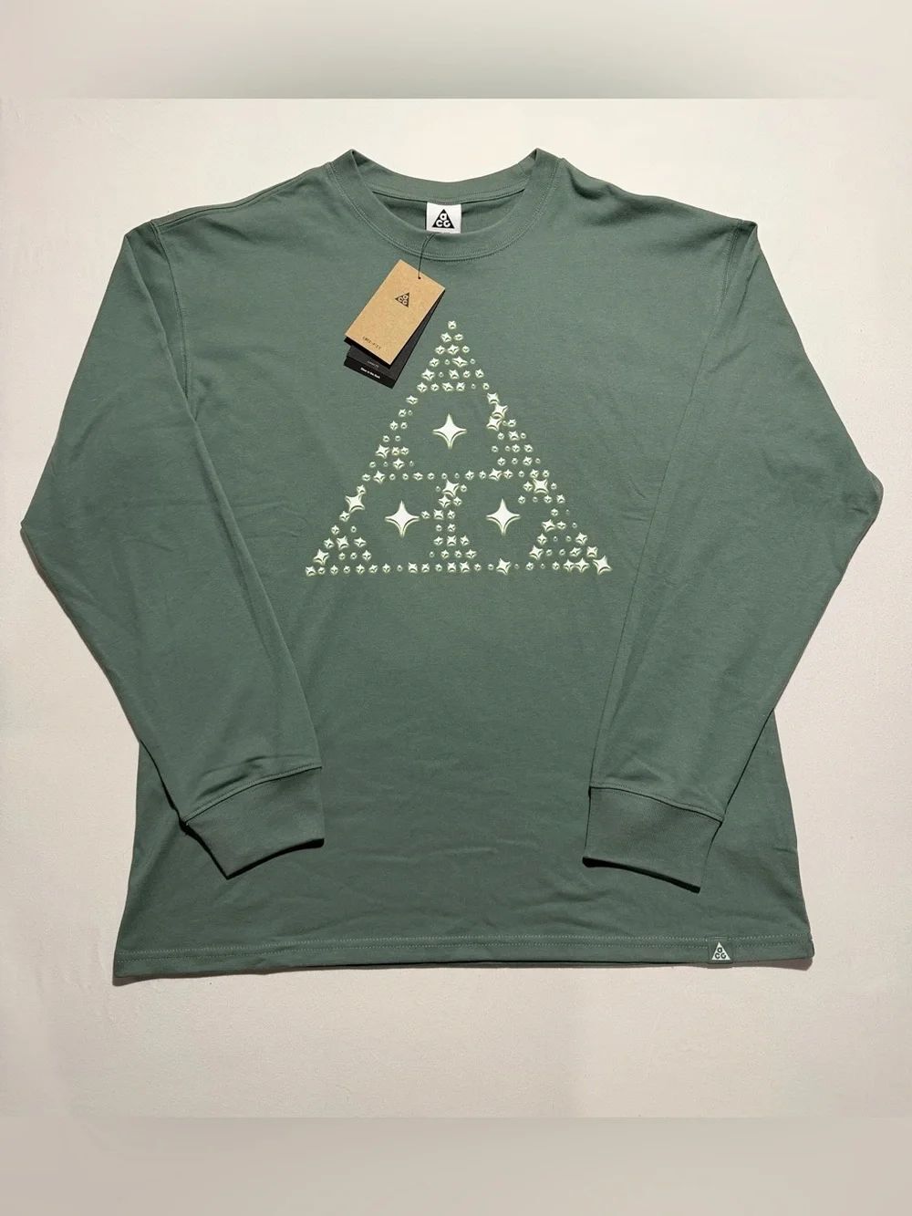 Nike ACG Long Sleeve Shirt Clay Green HV2176-364 Men’s Size Medium